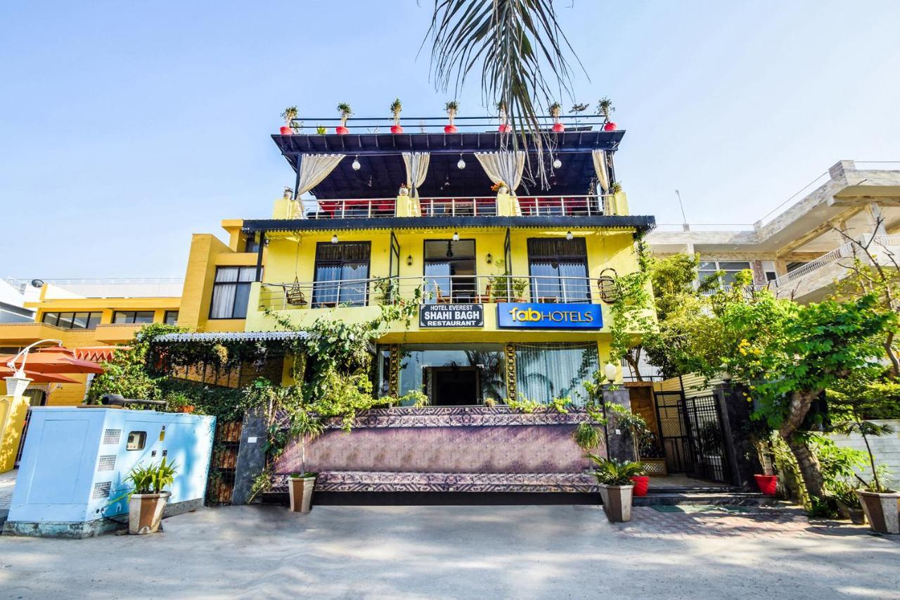 Fabhotel Everest International Udaipur Exterior foto
