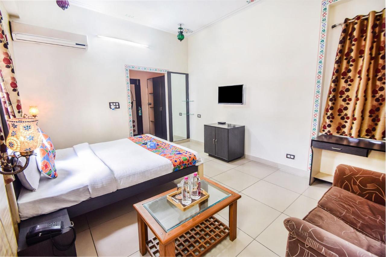 Fabhotel Everest International Udaipur Exterior foto